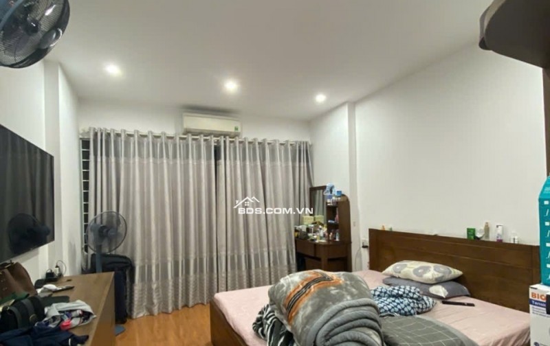 BÁN NHÀ NGỌC THỤY – 30M² – 5 TẦNG – 6.2 TỶ